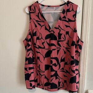 Chic Pink and Black Patterned V-Neck Blouse